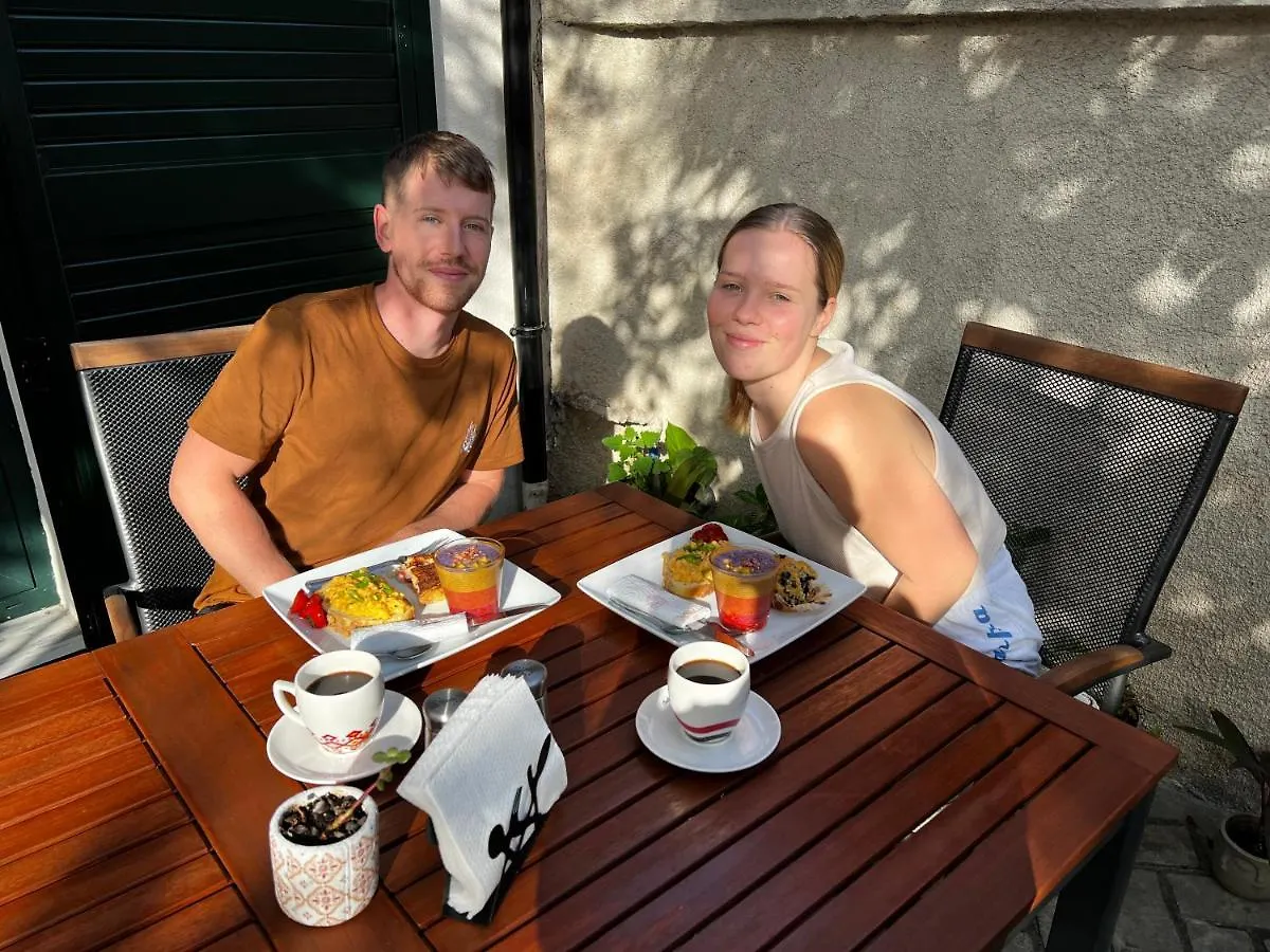 Bed and Breakfast Condesa Tirana Albania